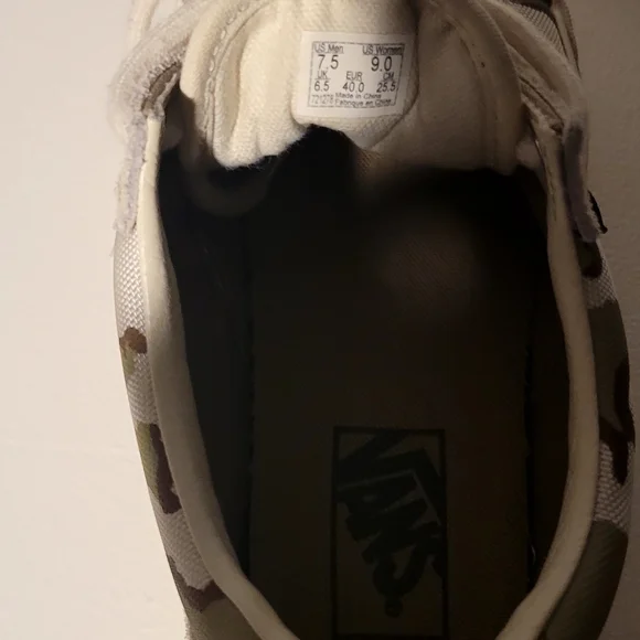 Vans Camo Sneakers - Picture 5 of 5